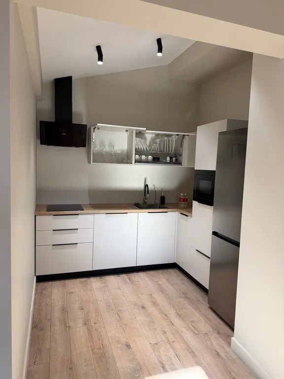 Сдается впервые квартира в центре!