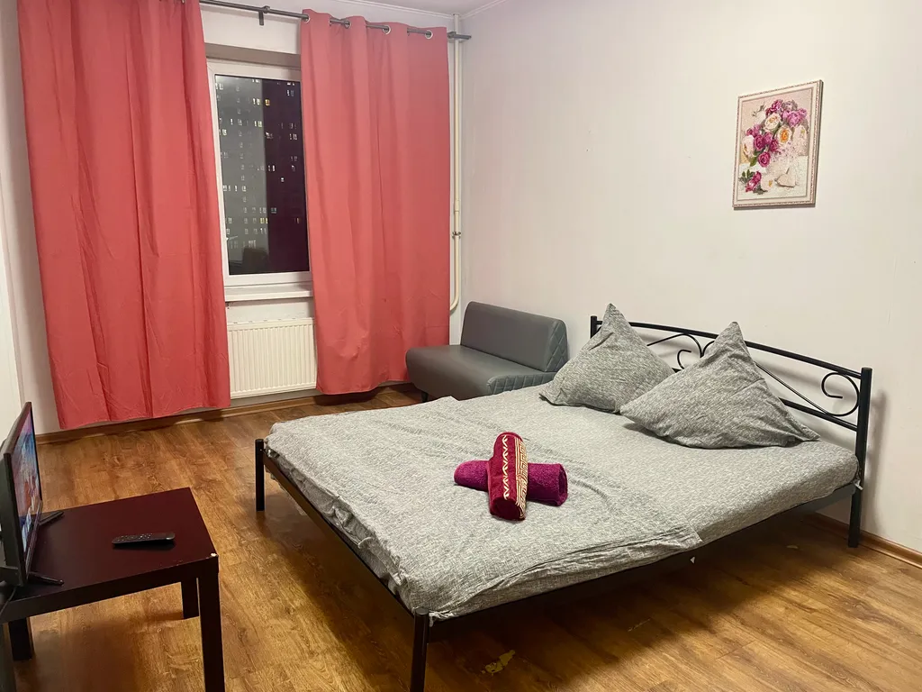 Квартира для командировок в микрорайоне Зенино ЖК Самолет