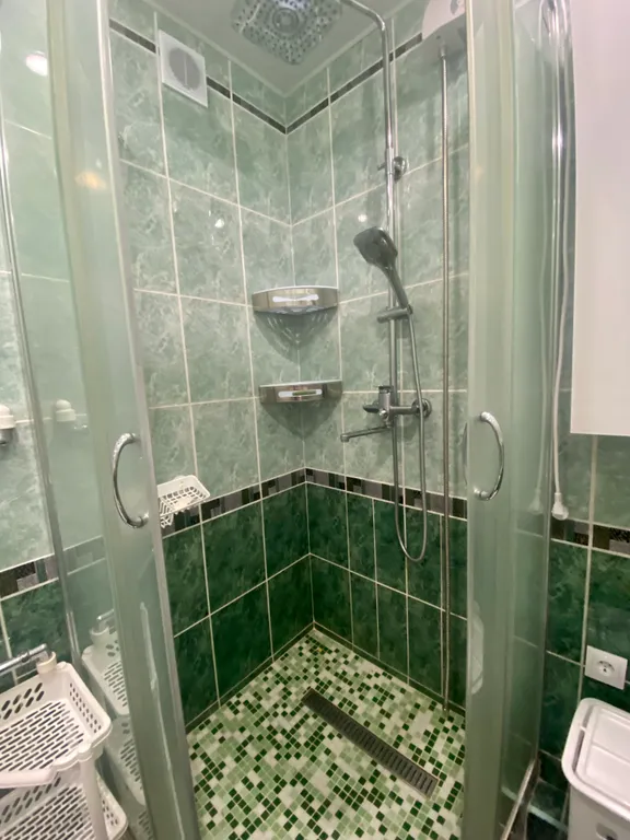 Уютная, светлая двухкомнатная квартира рядом с парком Поддубного