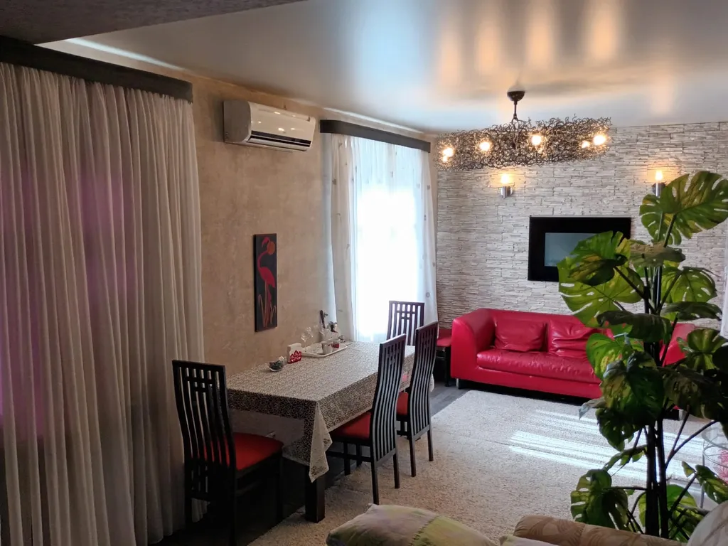 Квартира Уютное гнездышко для романтических встреч — аренда посуточно в Уфа