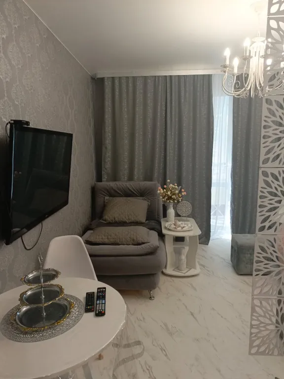 Уютная студия с новым авторским ремонтом в лучшем ЖК