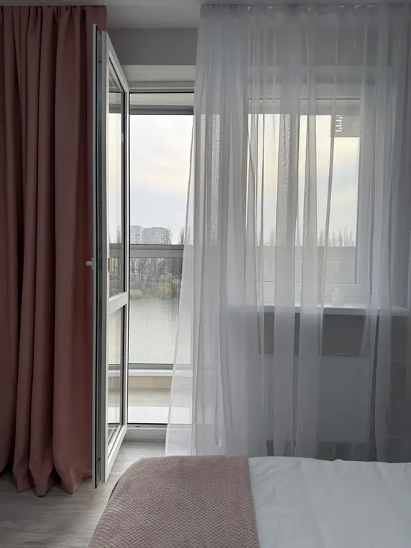 Квартира Двухкомнатная квартира у озера в центре Краснодара — Краснодар