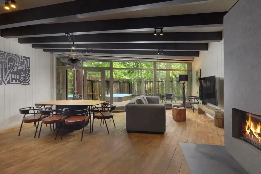 Коттедж 5-комнатный Дом — Москва