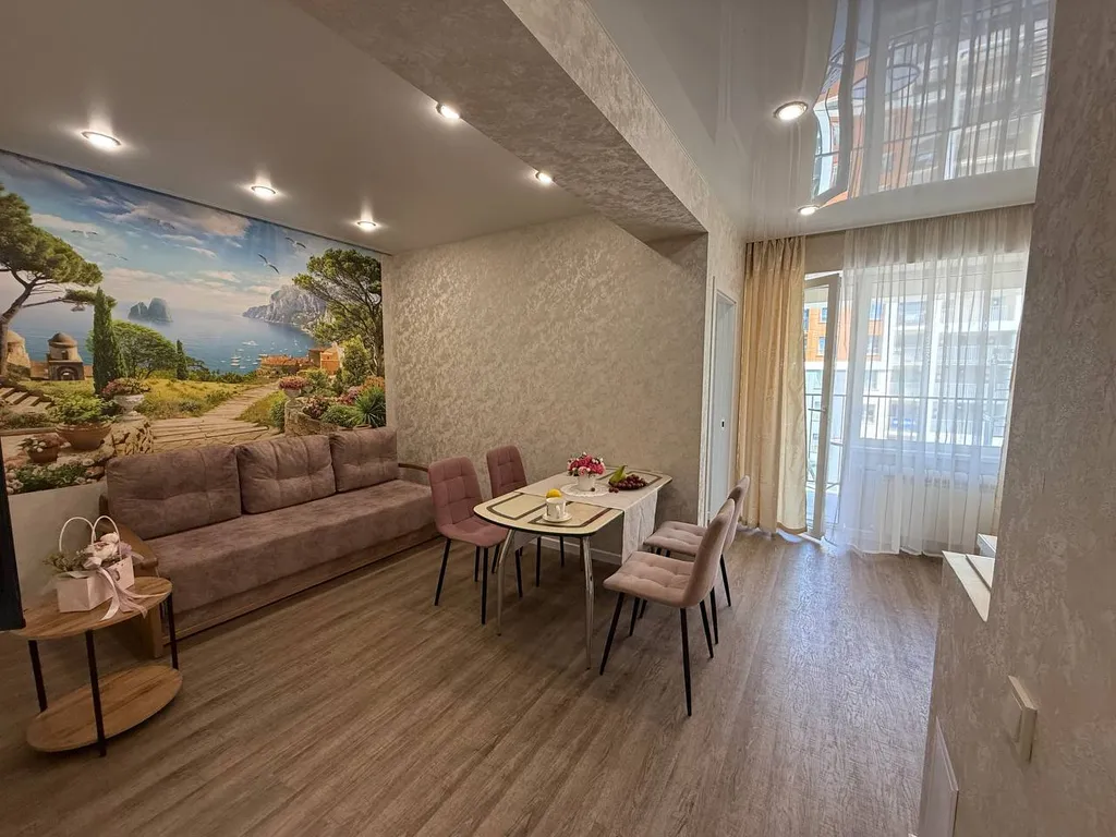 Просторная квартира рядом с видом на море, зона отдыха и бассейн