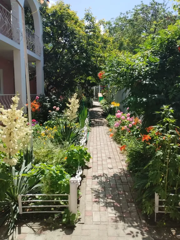 Этаж со своим входом для большой компании(до 10 человек)