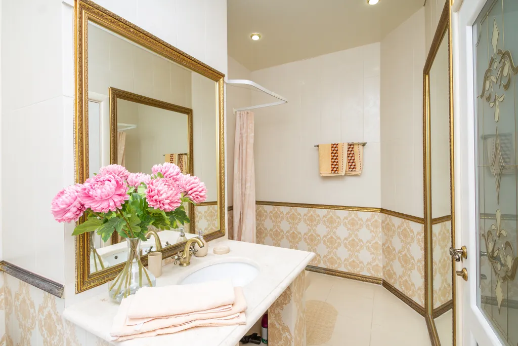 Квартира Квартира Трехместный делюкс в французском стиле — Геленджик