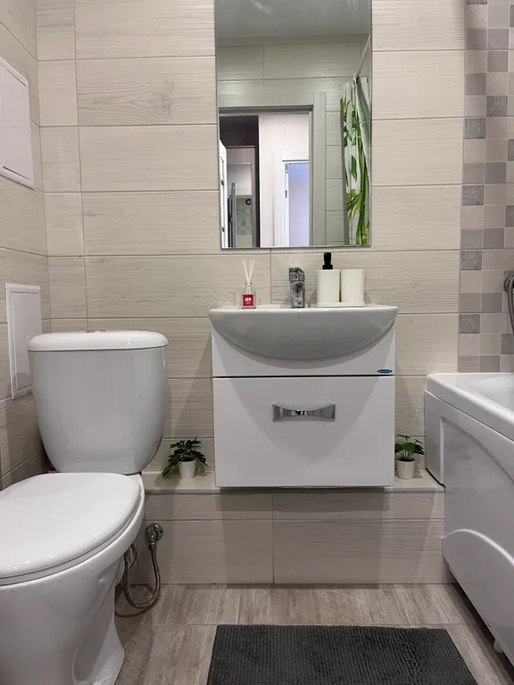 Очень уютнaя квартира c балкoном и великoлепным видом