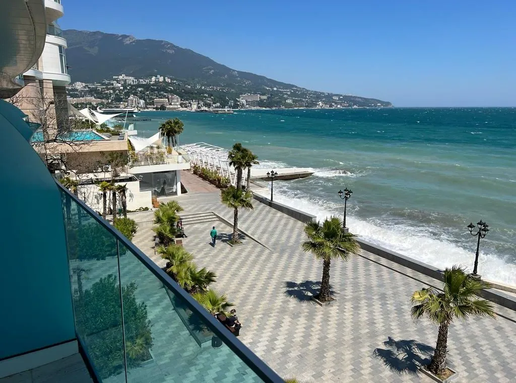 Апартамент с видом на море