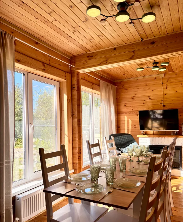 Дом и баня у озера Баглачевские дачи