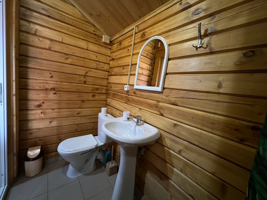 Коттедж Коттедж Уютный сруб №1 в центре станицы — Благовещенская