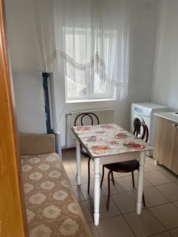 Трехместный номер с кухней и 2 отдельными кроватями