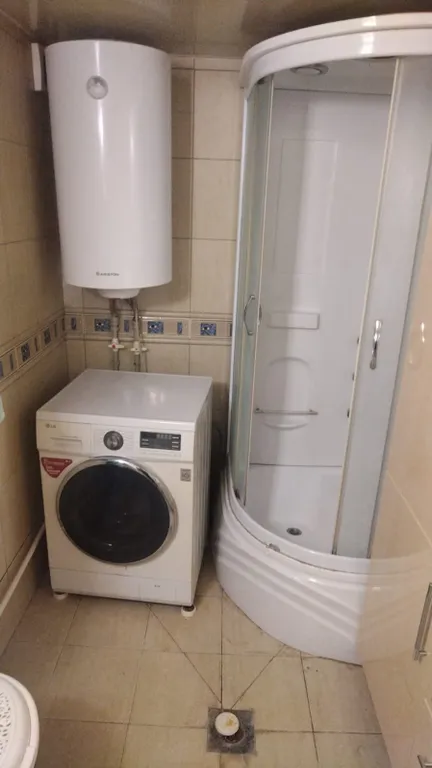 Дом с бассейном Лакшми