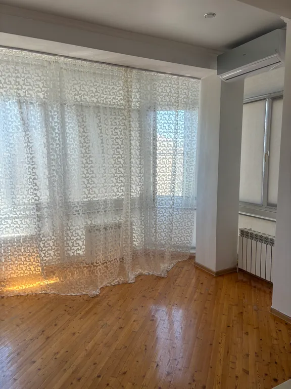 Уютная квартира в центре города, рядом с морем