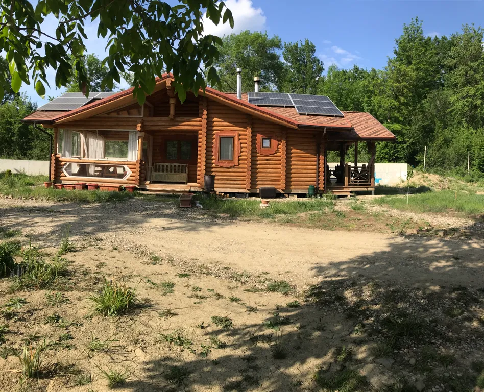 Домик с баней Азазель в лесу