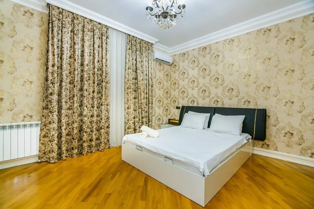 4-комнатная Квартира