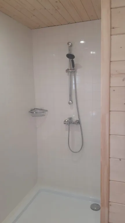 Уютный коттедж на первой линии озера Селигер