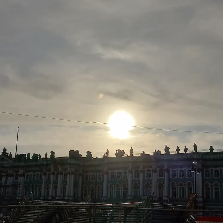 Квартира Двухкомнатная тихая квартира в 3 минутах от Дворцовой площади — Санкт-Петербург
