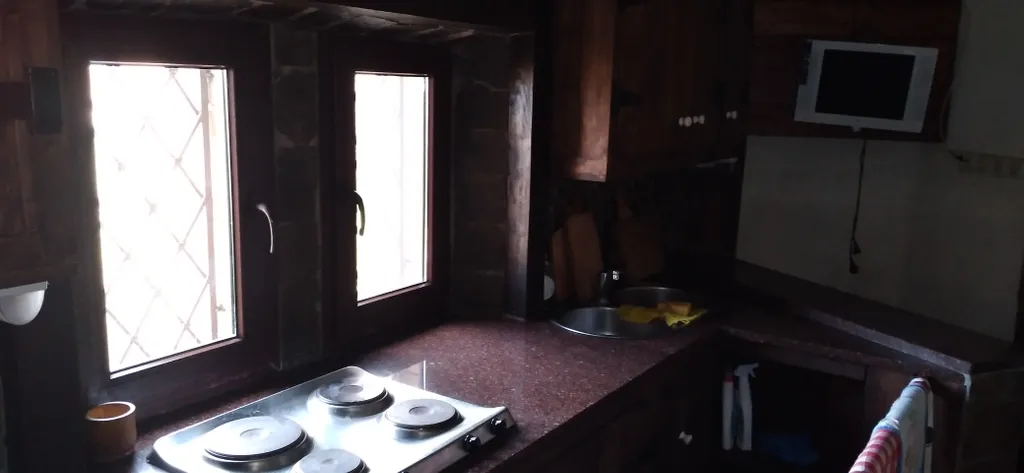 Замок у мыса Фиолент