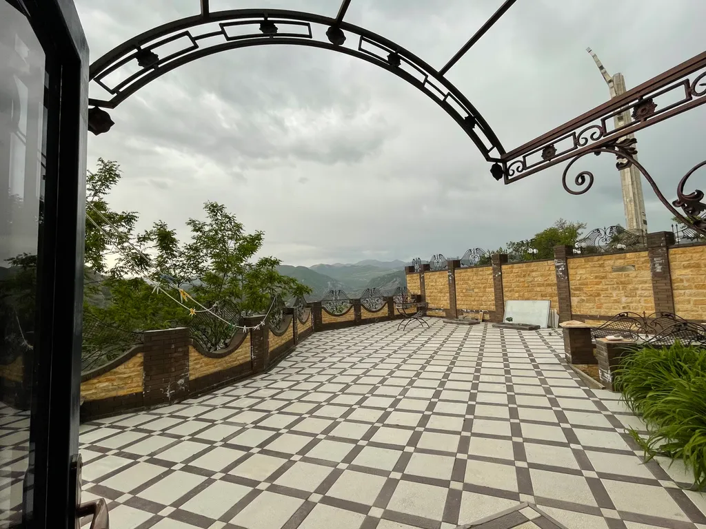 Уютный домик в высокогорном районе Горная Вершина