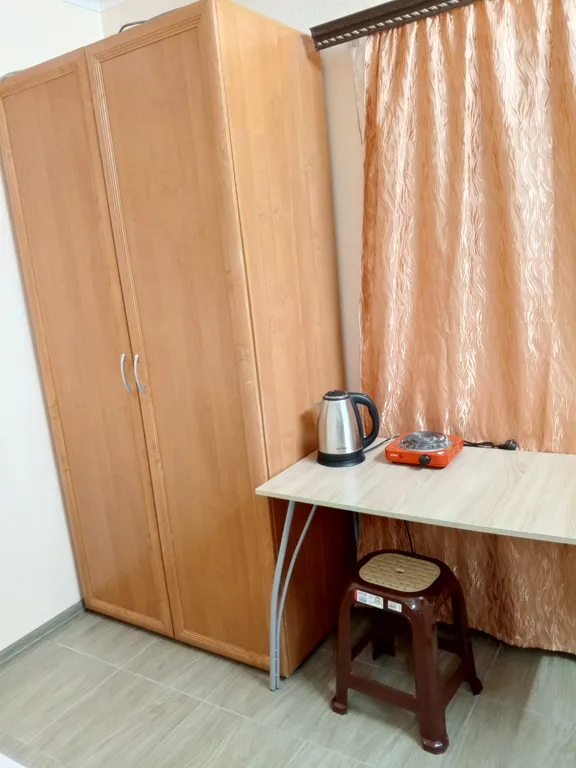 Комната с отдельным входом в частном секторе