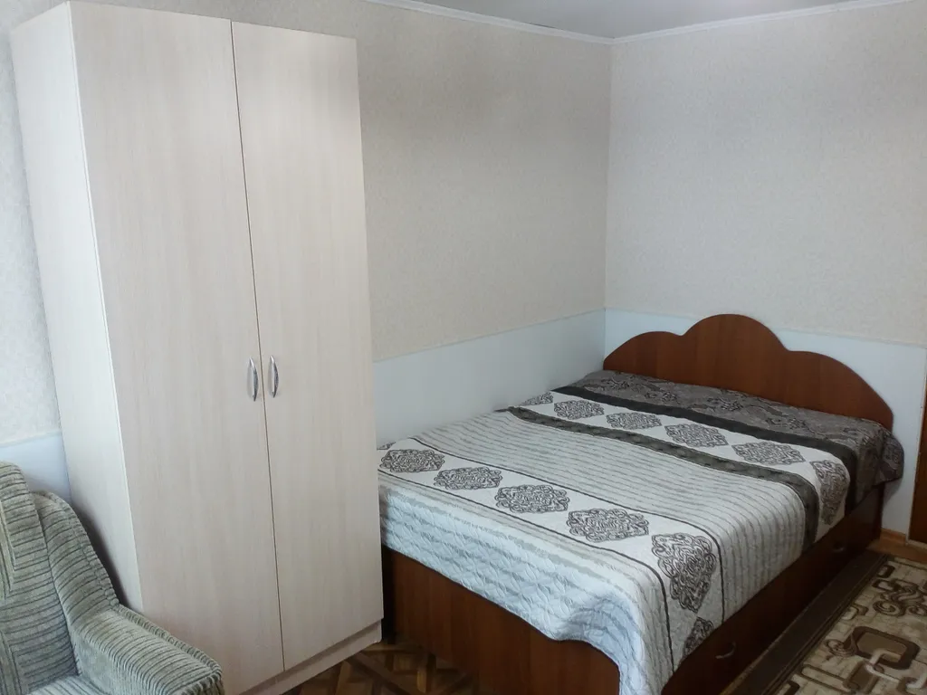 Квартира-студия с отдельным входом и закрытым двориком