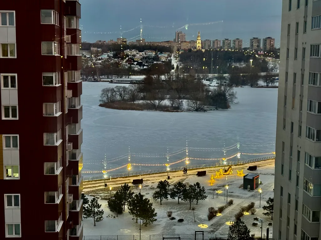 Студия с панорамными окнами на Свиягу