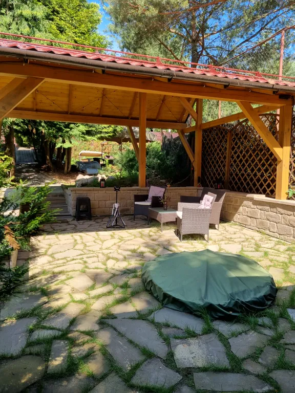 Коттедж на склоне возле Дубровского