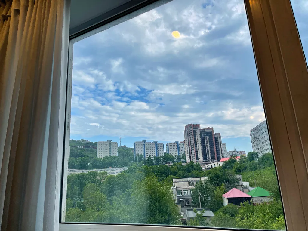 Солнечная двухкомнатная квартира