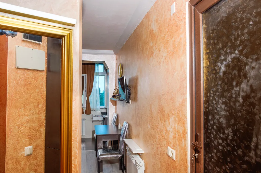 Уютная квартира в центре города с видом на море