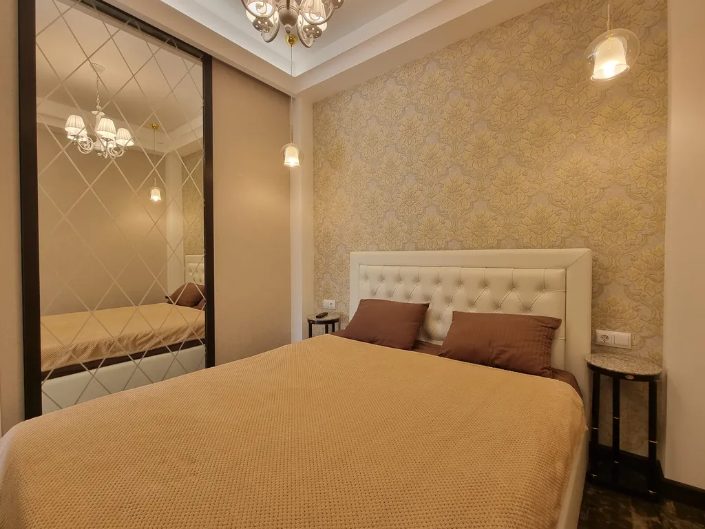 Квартира Aпаpтaмeнт люкс c баcсейном и теpрaсой нa набеpeжной — аренда посуточно в Ялта