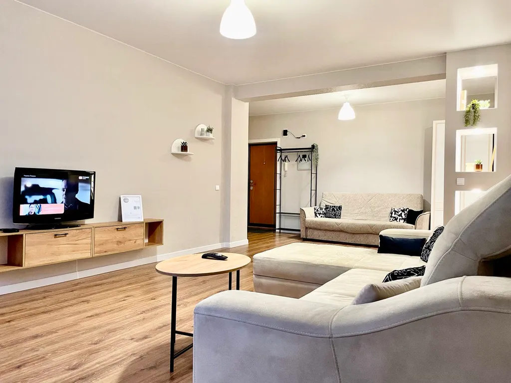 Уютная 2-комнатная квартира в спальном районе