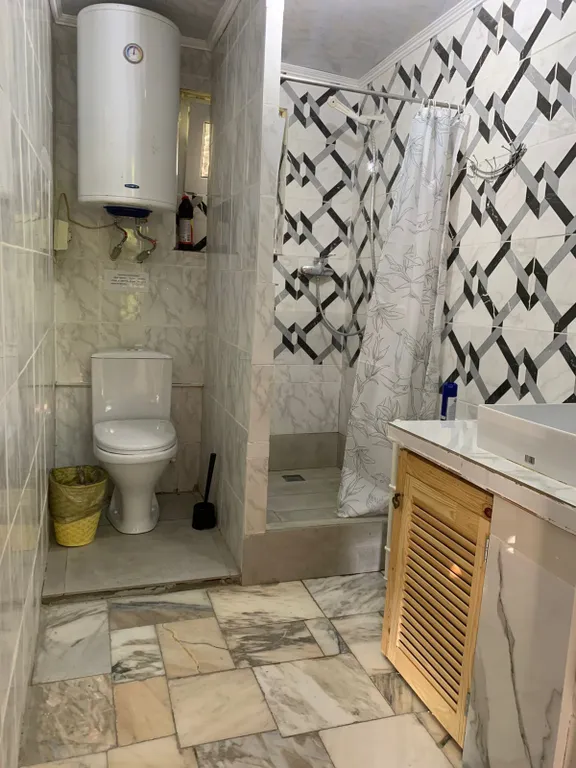 Отдельный домик на 4-5 человек в лесной зоне