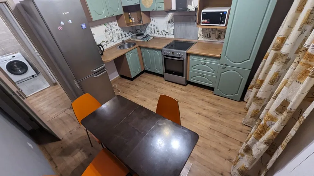 Квартира Просторная квартира с 2-изолированными комнатами и большой кухней — Санкт-Петербург