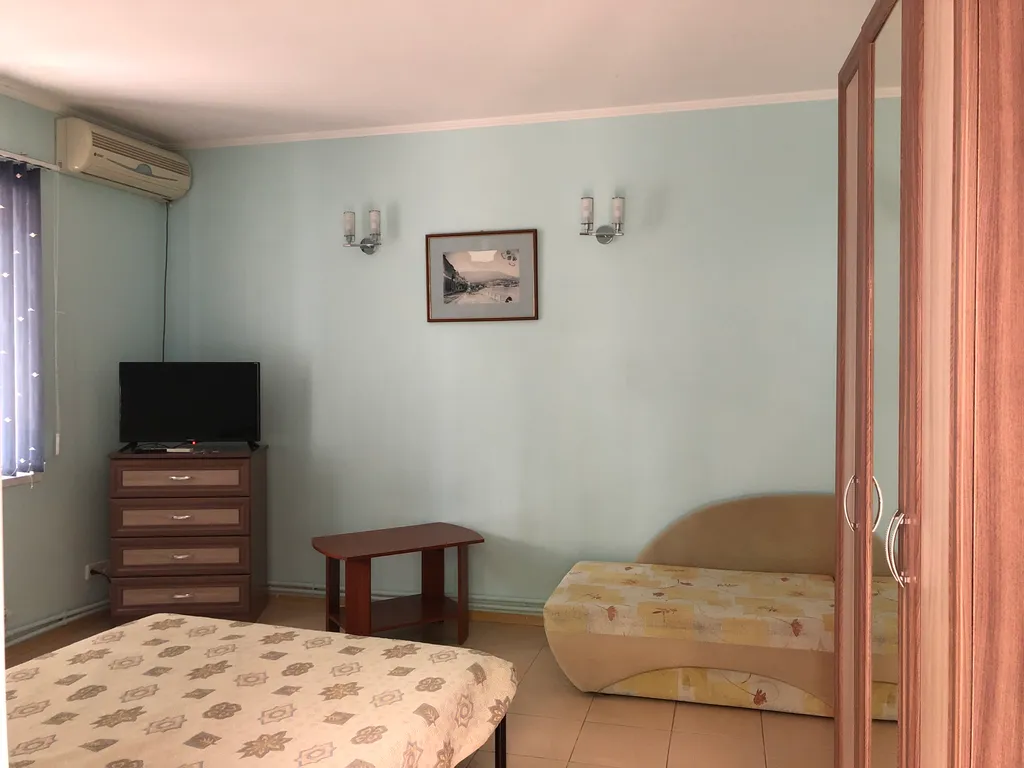 Квартира Уютная комната — аренда посуточно в Ялта