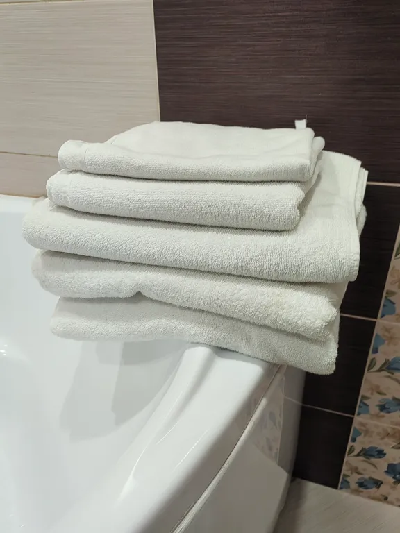 3 комнатная квартира на Обороне на 20-м этаже