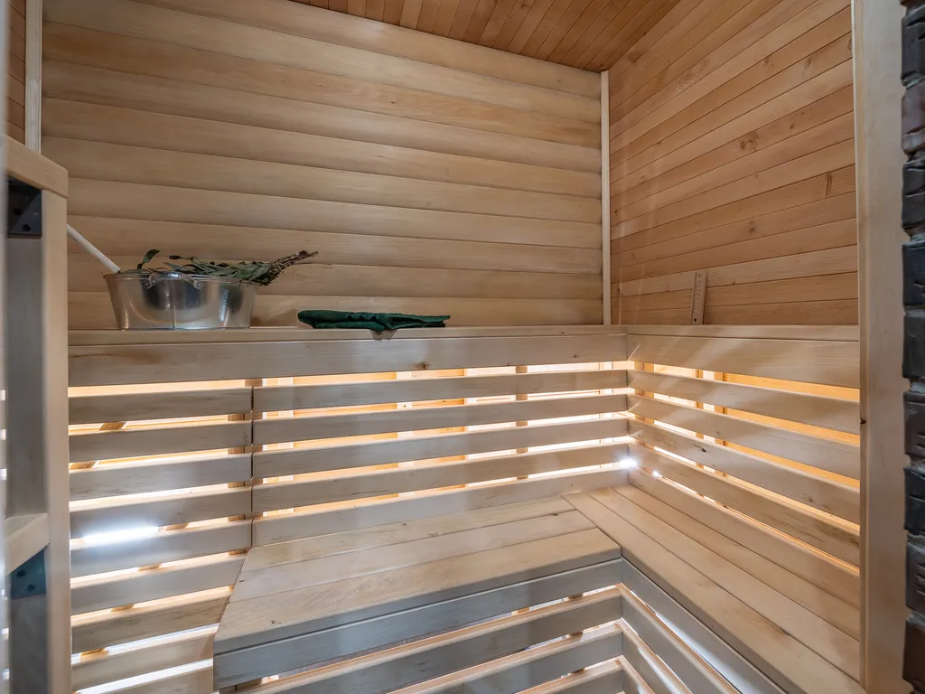 Апартаменты с баней и камином