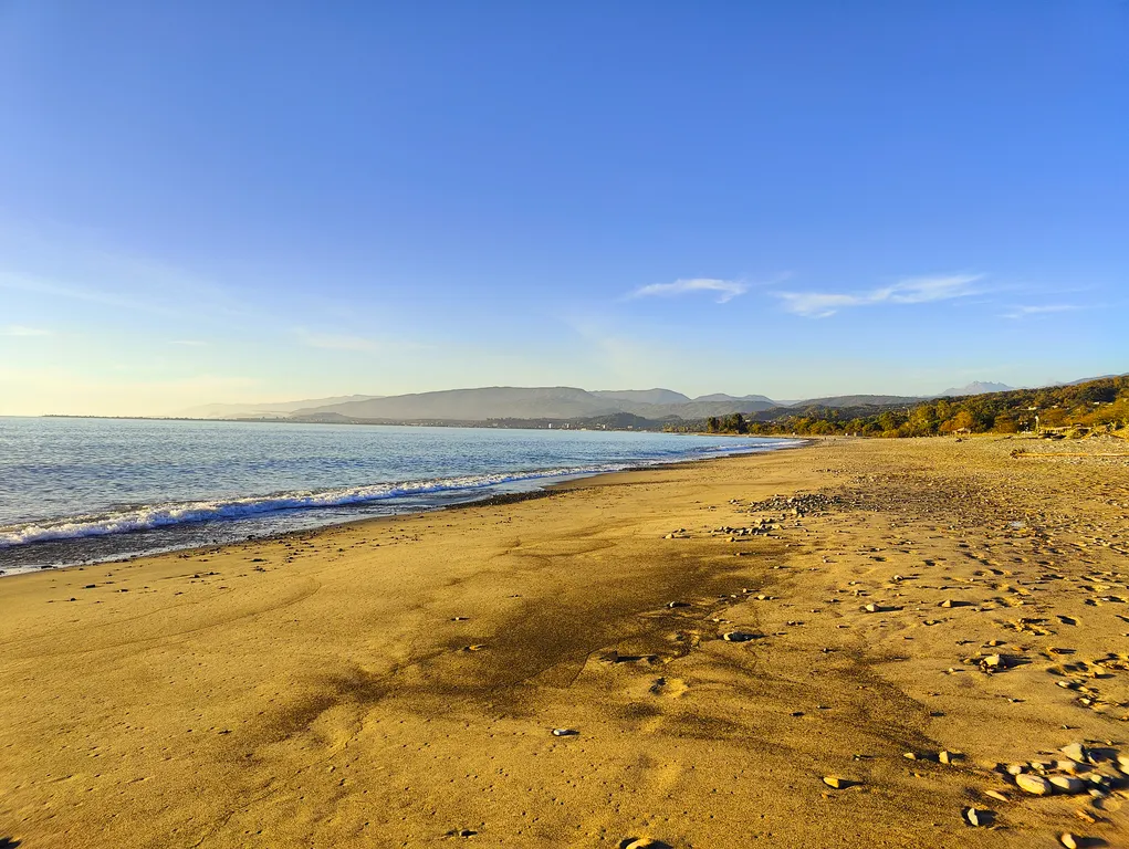 Дом с морем за калиткой