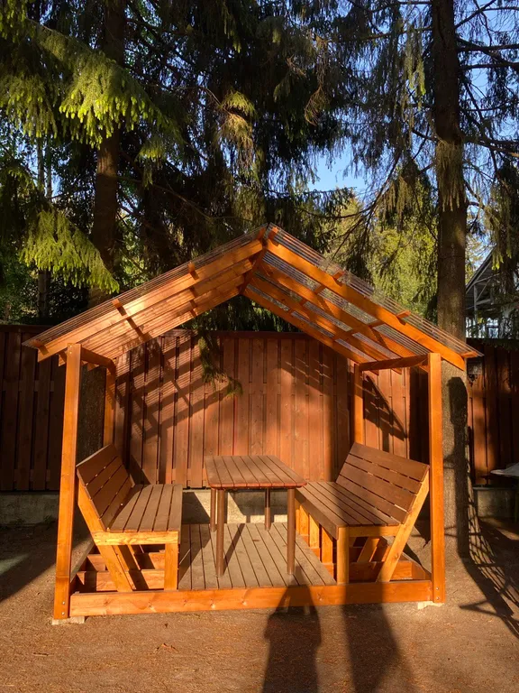 Коттедж с теплым бассейном и баней на дровах