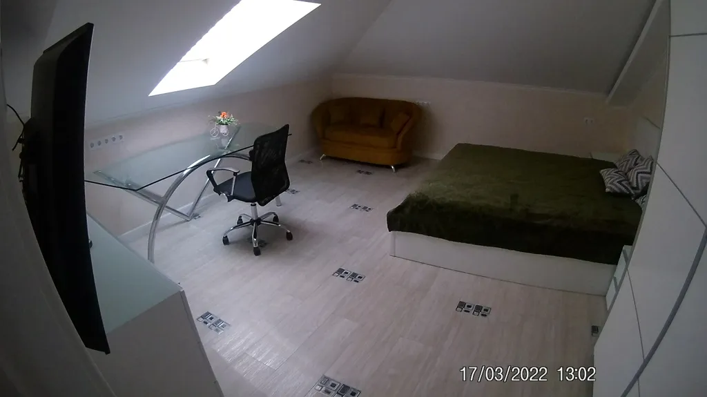 Двухуровневая квартира в тихом месте