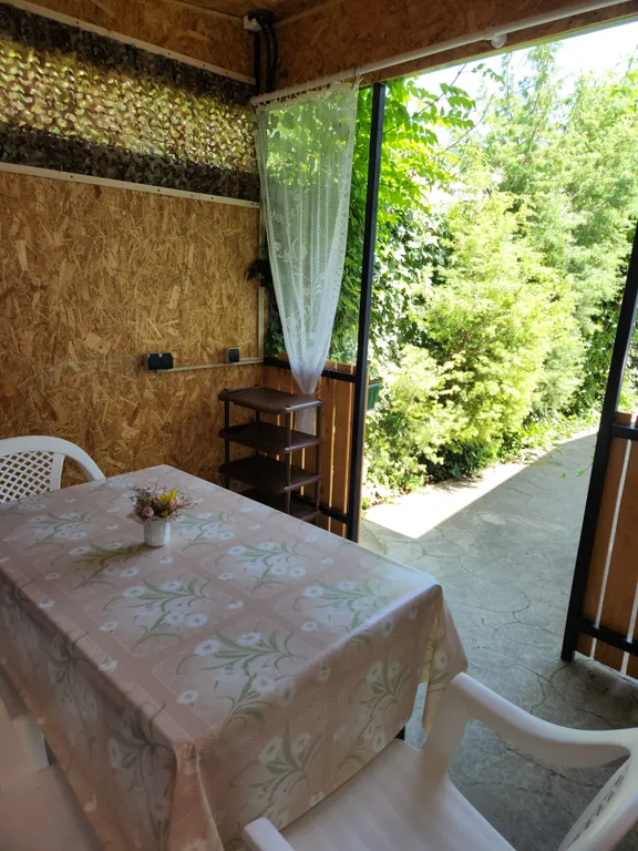 Семейный 3-х комнатный номер в тихом районе