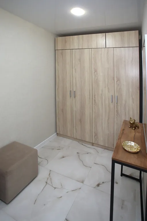 Апартамент в новом доме у метро Заречная в 20 минутах от центра