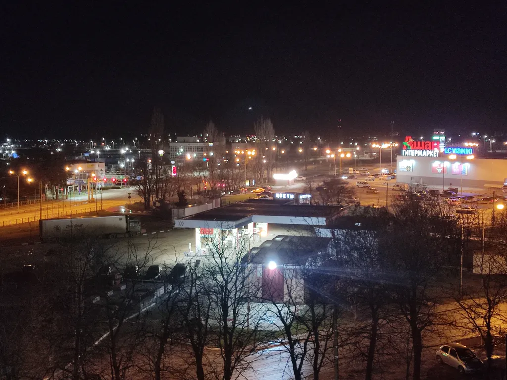 Уютная квартира рядом Ашан, с красивым видом на город