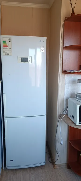 Счастливая матрешка у вокзала Исакогорка