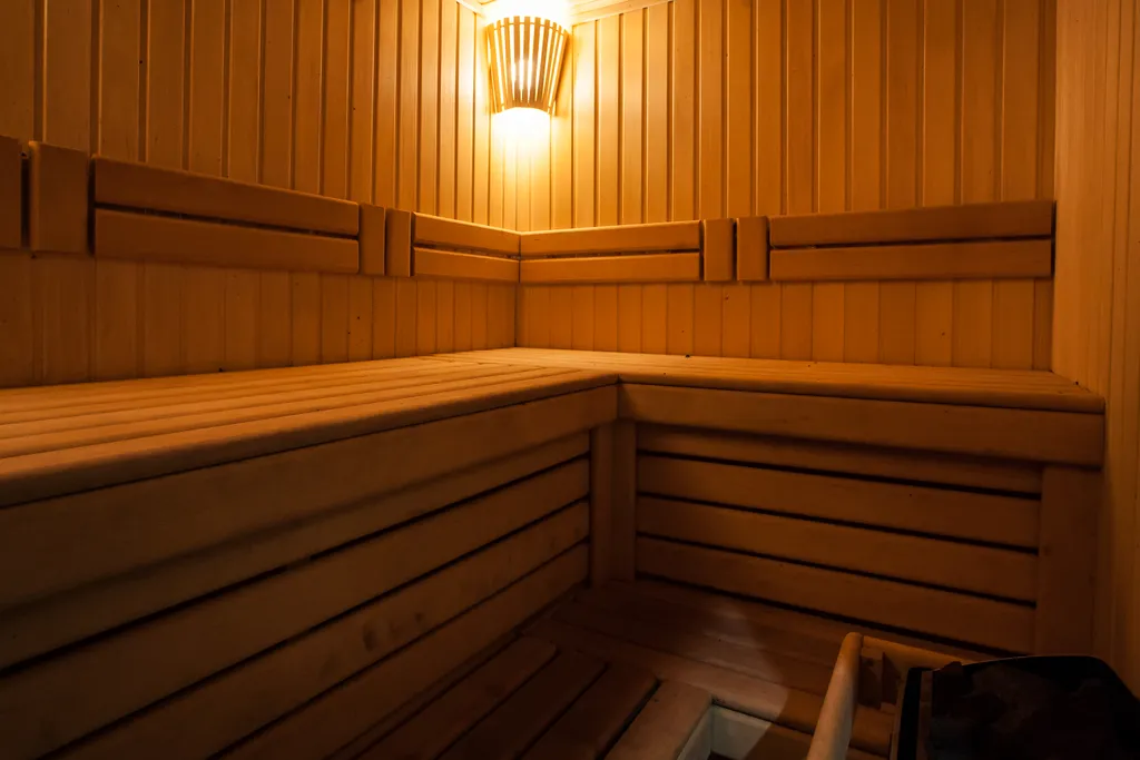 Коттедж рядом с Минском с финской сауной, купелью и банным чаном