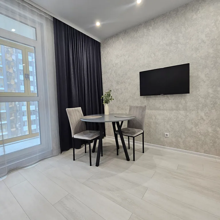 Квартира Уютная квартира-студия метро Аэродромная, рядом жд/авто вокзалы, wi-fi — Минск