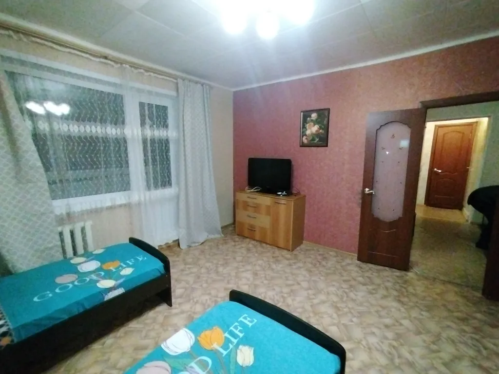 Вместительная квартира  рядом с басееном.