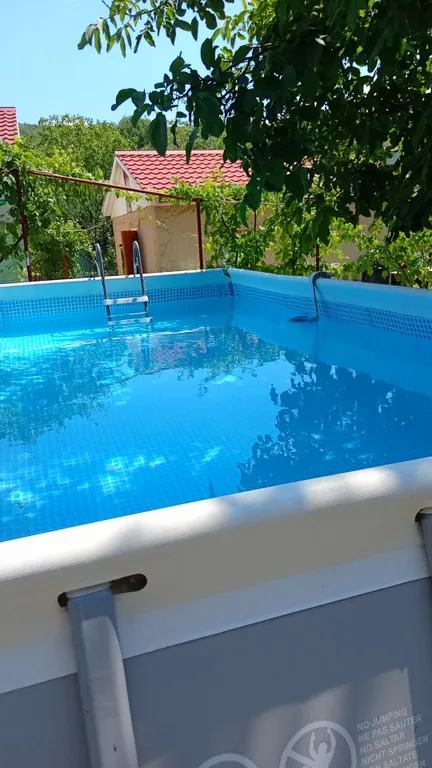 Апартамент в можжевеловой роще с видом на лес и горы