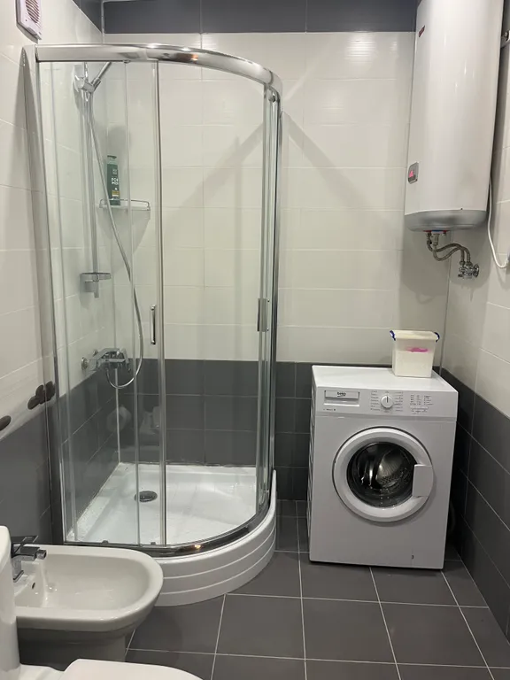 3-х комнатная квартира с новым ремонтом