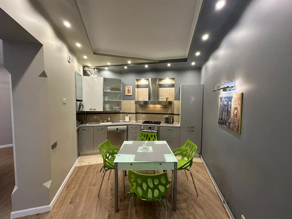 Комфортная 3-комнатная квартира в центре города