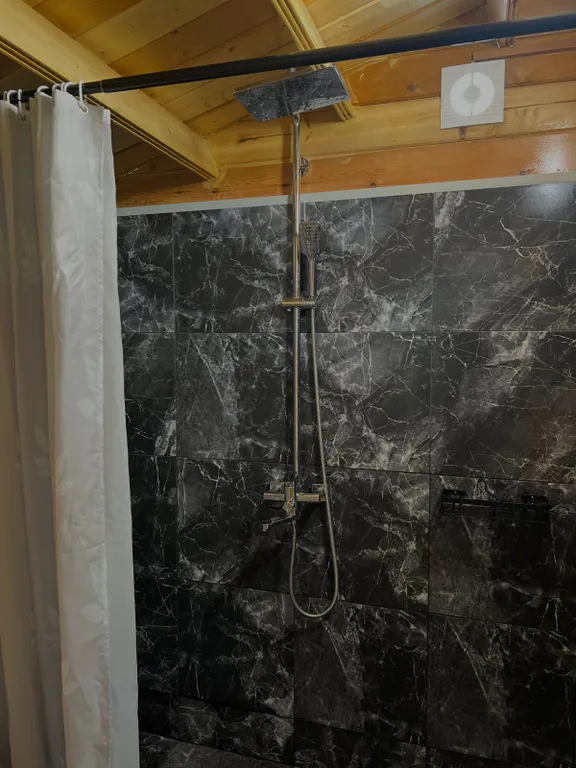 Коттедж Уютный домик с приусадебным участком — Гагра